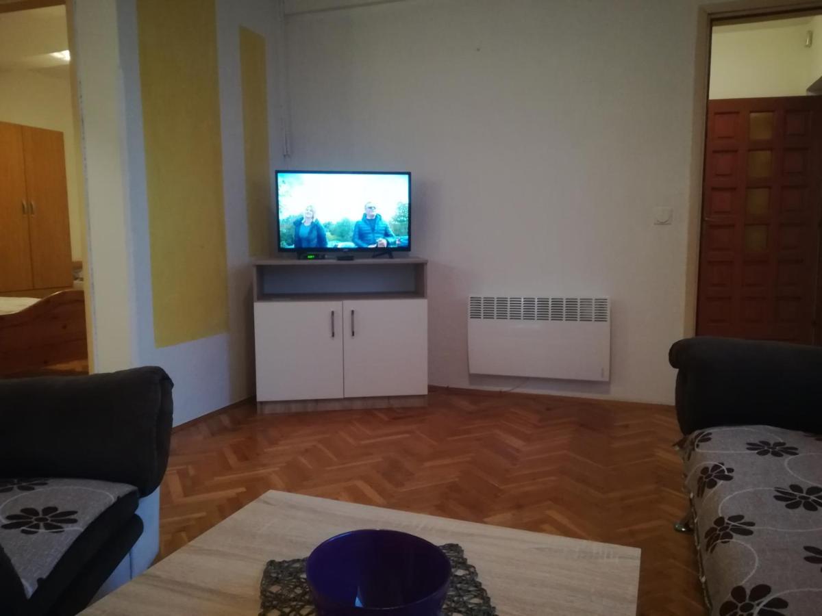 Apartman Lidija 利夫诺 外观 照片