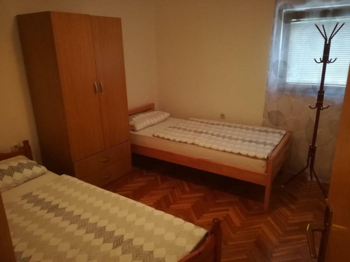Apartman Lidija 利夫诺 外观 照片