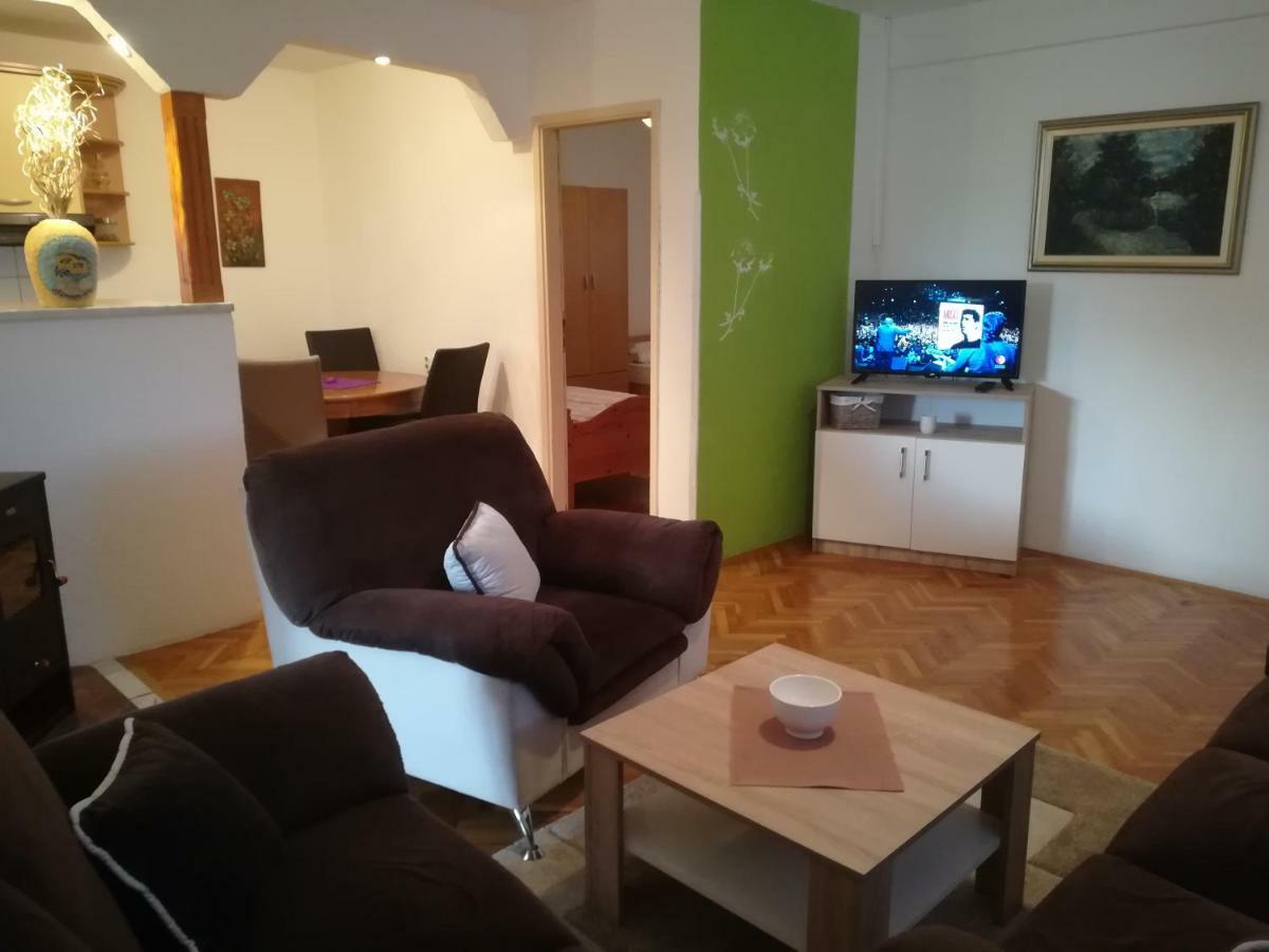 Apartman Lidija 利夫诺 外观 照片