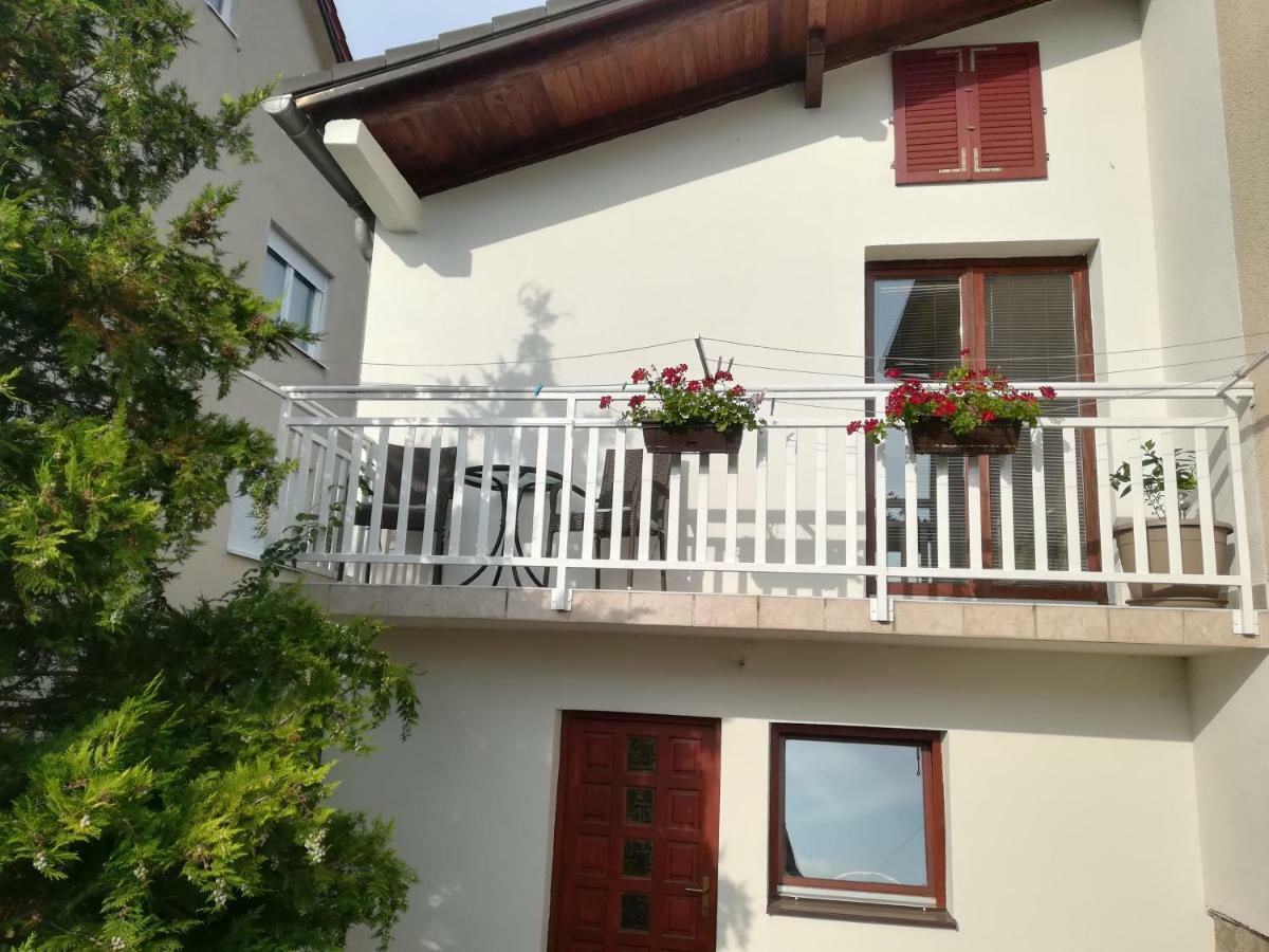 Apartman Lidija 利夫诺 外观 照片